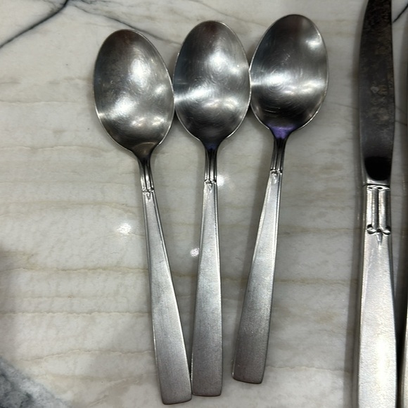 Oneida Satin Accent Flatware Stainless Steel Replacements forks knives spoons - Picture 2 of 11